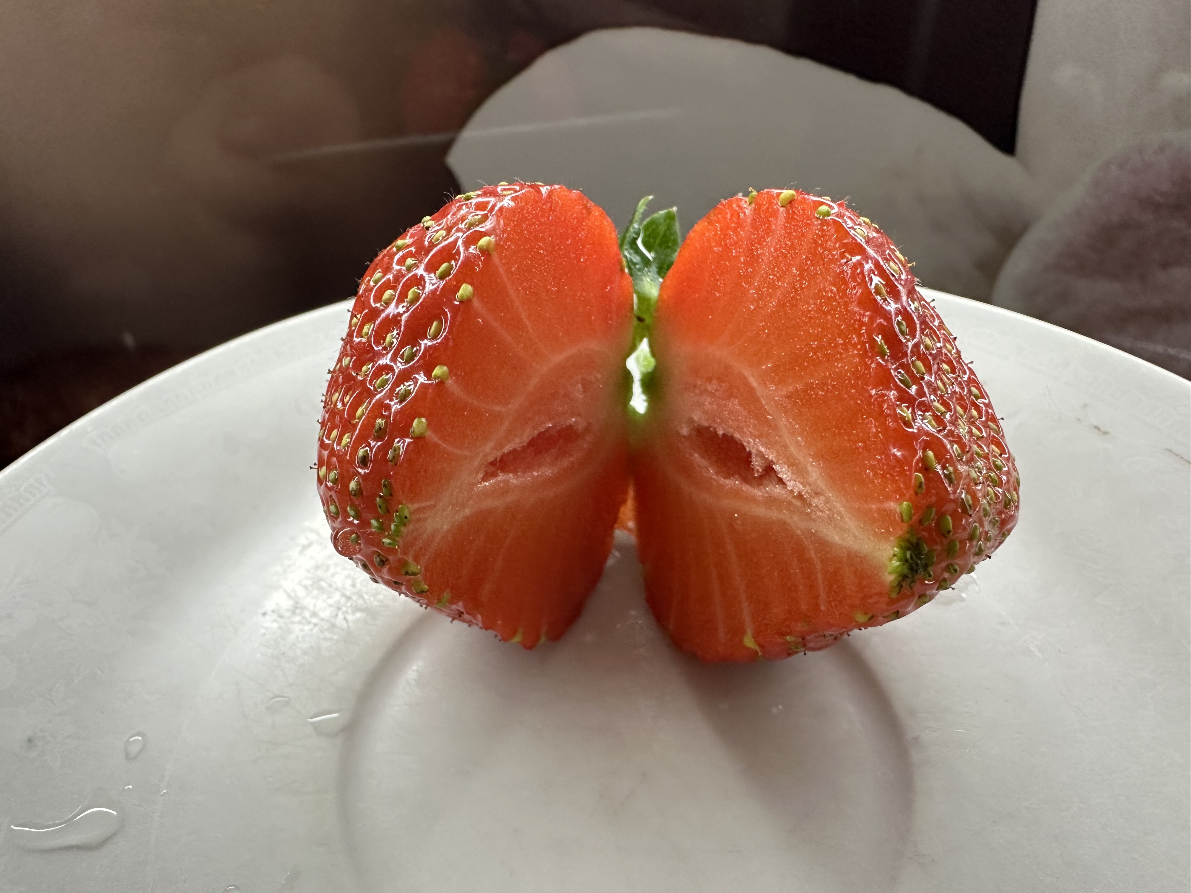 Клубника в разрезе